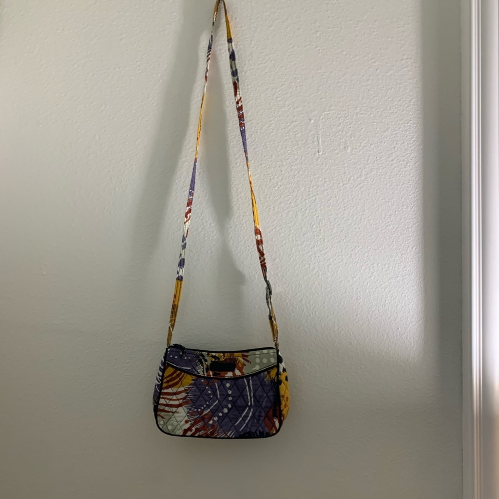 Vera Bradley cross body purse. Brand new never used.